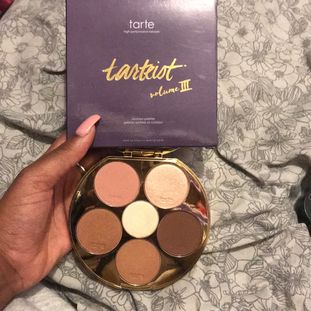 Tarte Tarteist volume 3 contour palette
